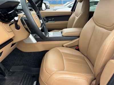 2025 Land Rover Range Rover SE