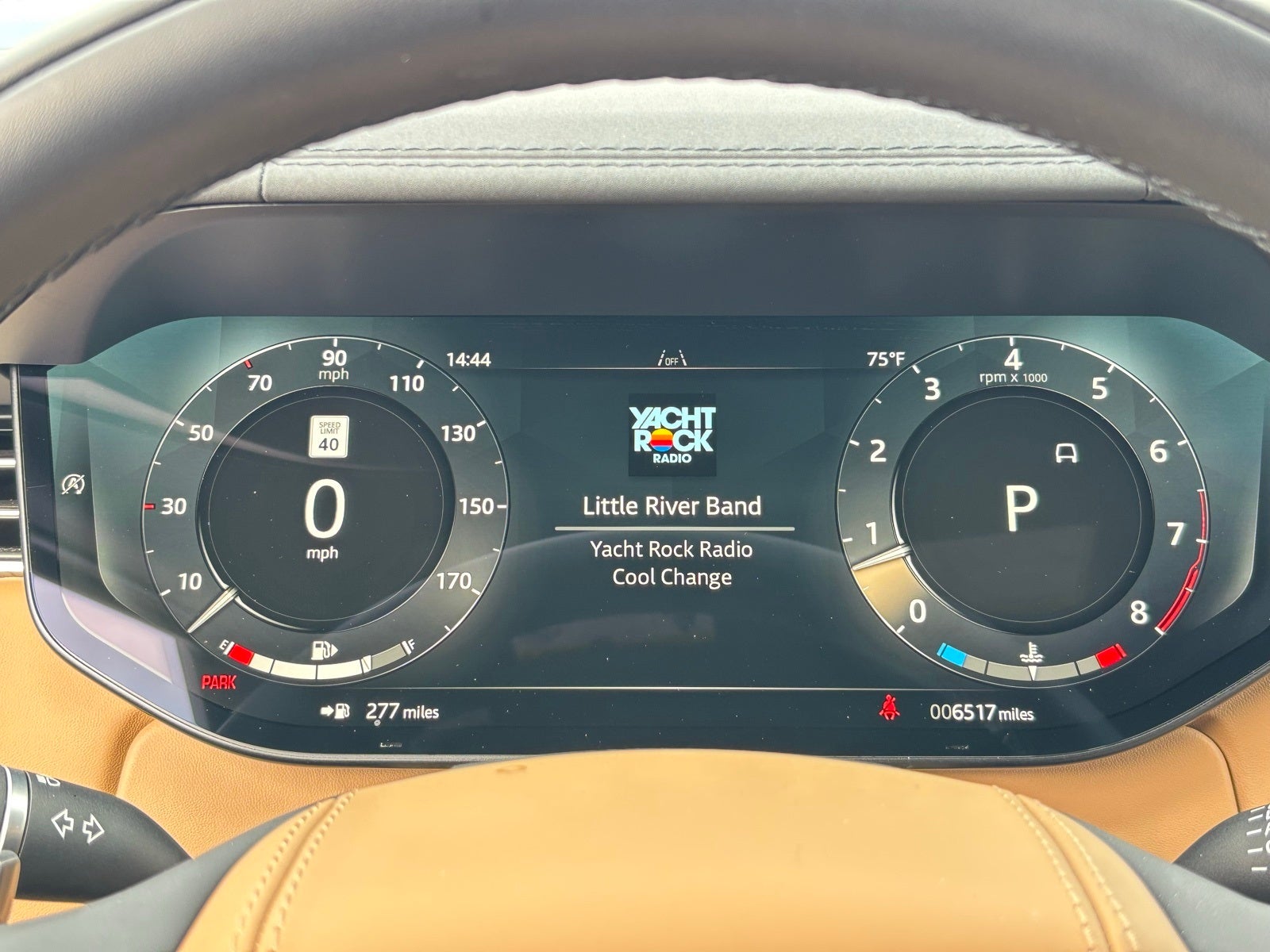 2025 Land Rover Range Rover SE