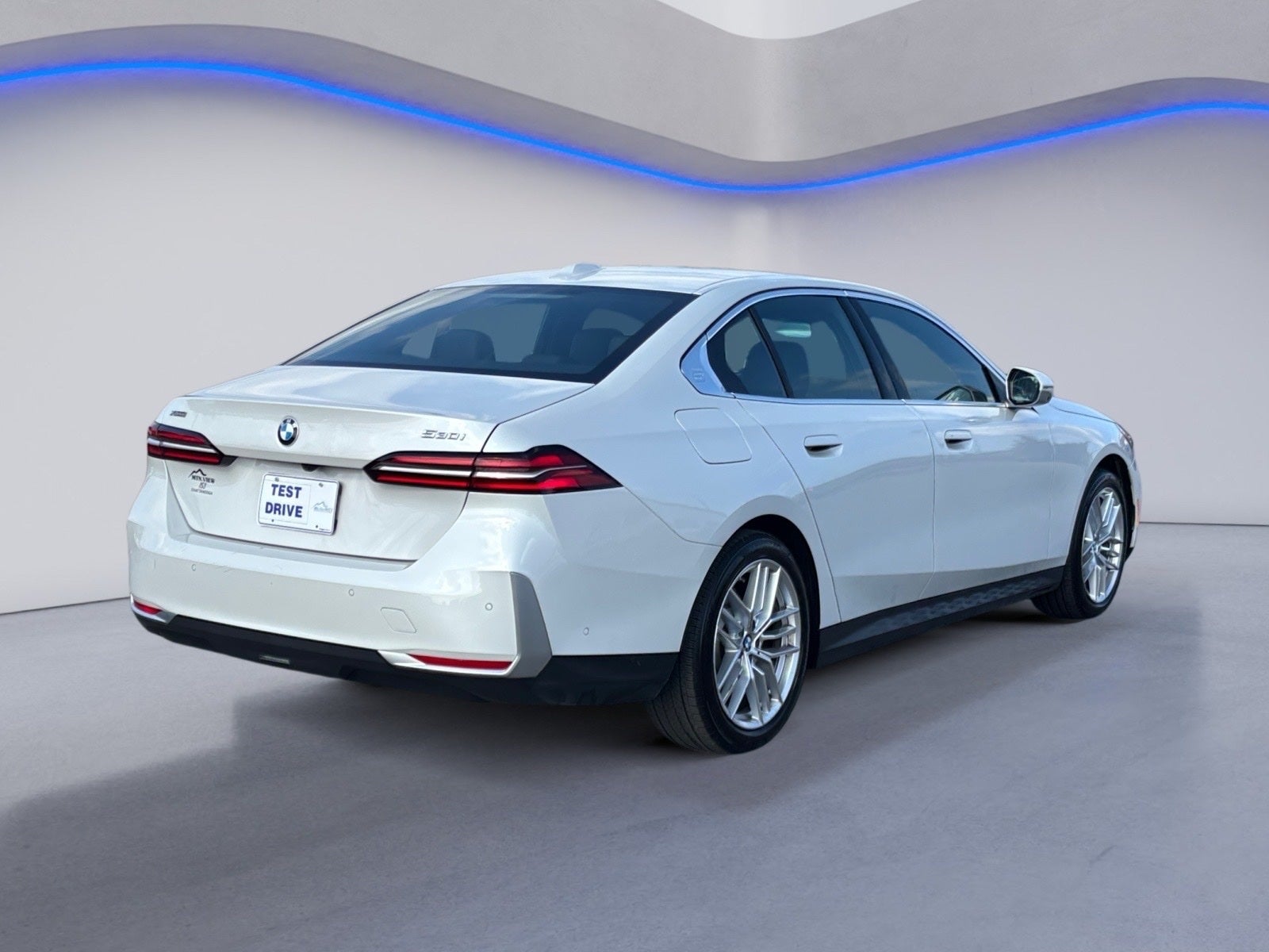 2025 BMW 5 Series 530i xDrive