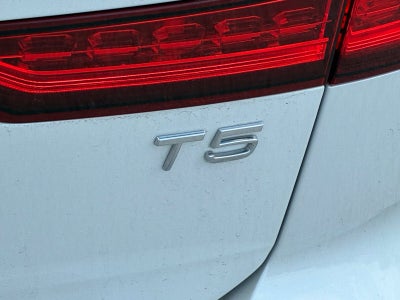 2020 Volvo V60 T5