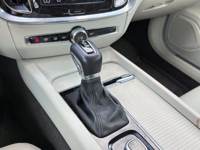 2020 Volvo V60 T5