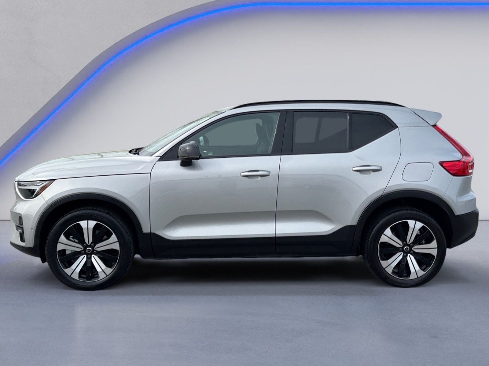 2023 Volvo XC40 Recharge Pure Electric Twin Plus