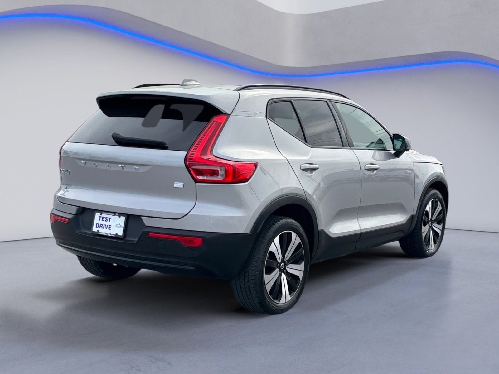 2023 Volvo XC40 Recharge Pure Electric Twin Plus