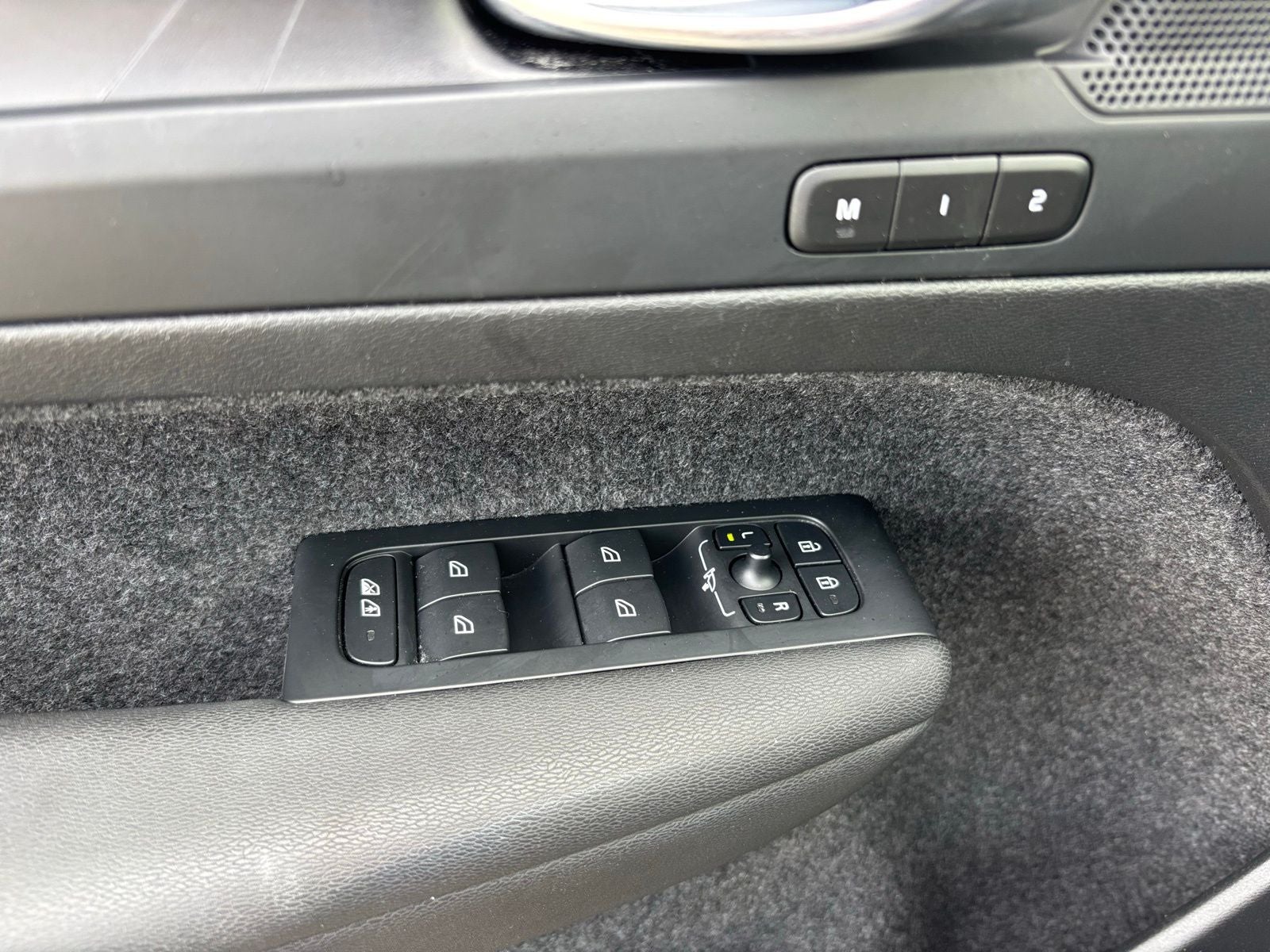 2023 Volvo XC40 Recharge Pure Electric Twin Plus