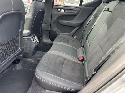 2023 Volvo XC40 Recharge Pure Electric Twin Plus