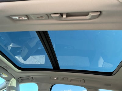 2023 Volvo XC60 Recharge Plug-In Hybrid T8 Plus Bright Theme