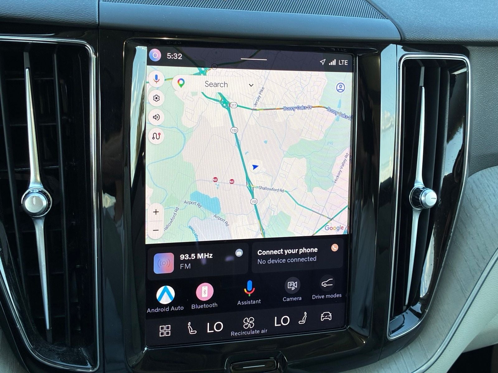 2023 Volvo XC60 Recharge Plug-In Hybrid T8 Plus Bright Theme
