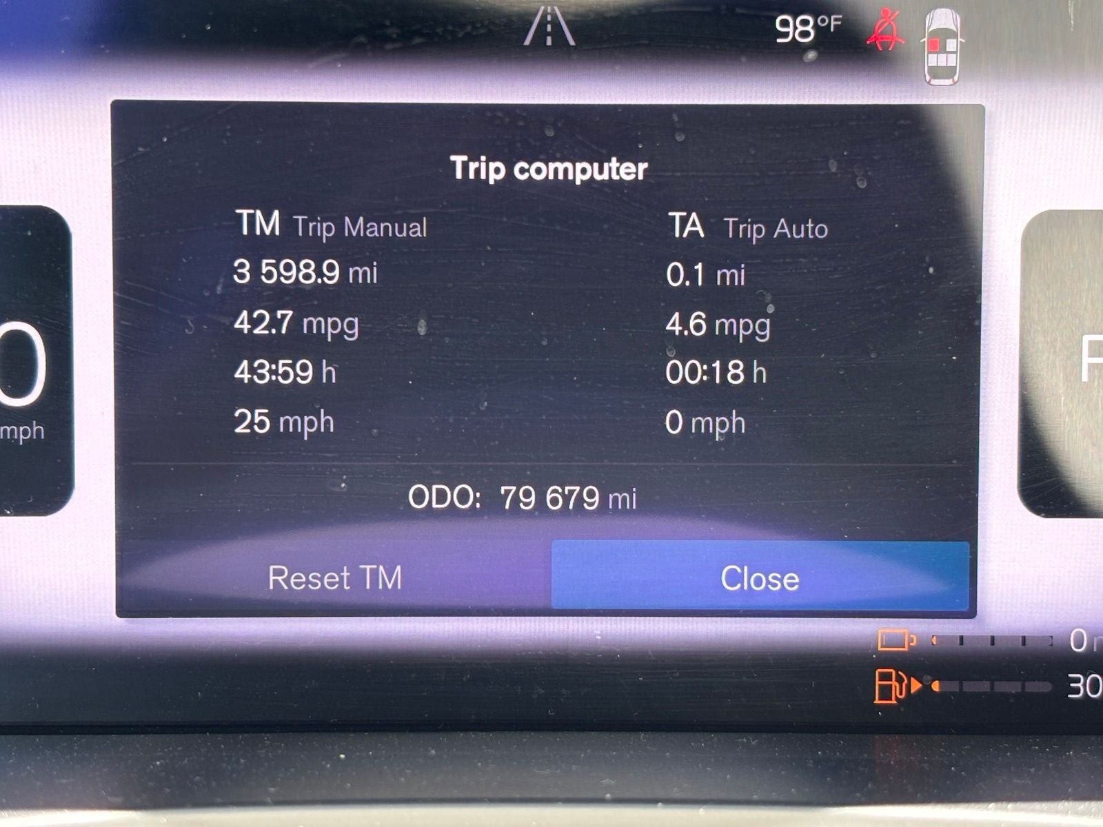 2023 Volvo XC60 Recharge Plug-In Hybrid T8 Plus Bright Theme