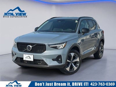 2023 Volvo XC40 Ultimate