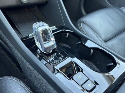 2023 Volvo XC40 Ultimate