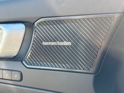 2023 Volvo XC40 Ultimate