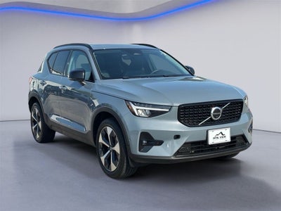 2023 Volvo XC40 Ultimate