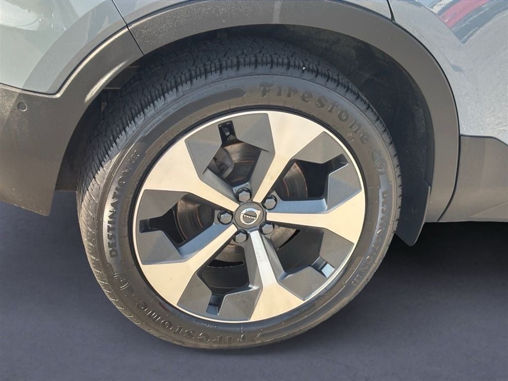 2023 Volvo XC40 Ultimate
