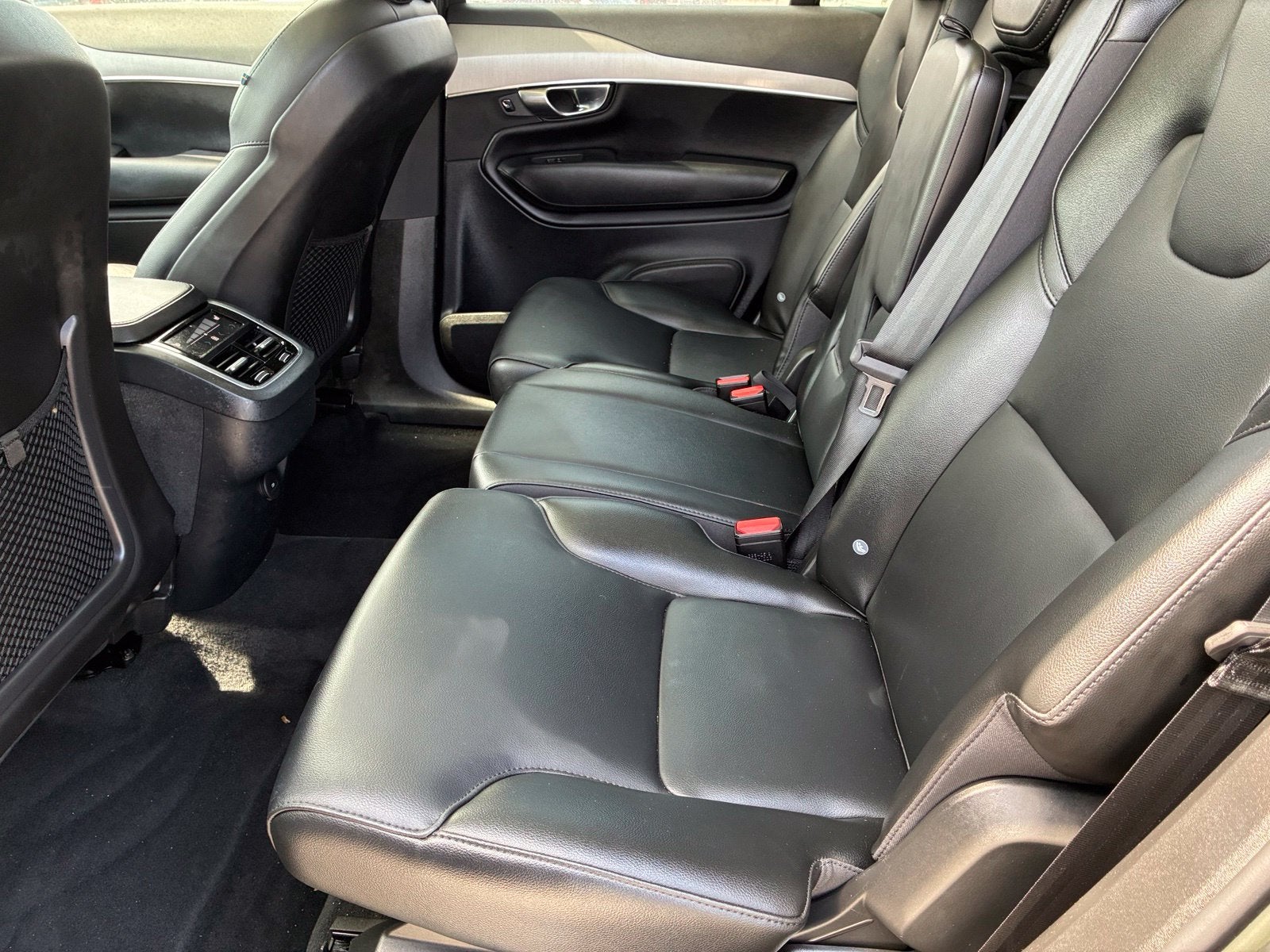 2023 Volvo XC90 B5 Core