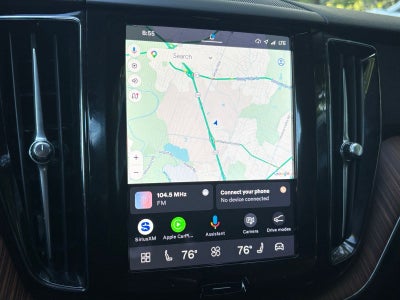 2024 Volvo XC60 B5 Plus Dark Theme