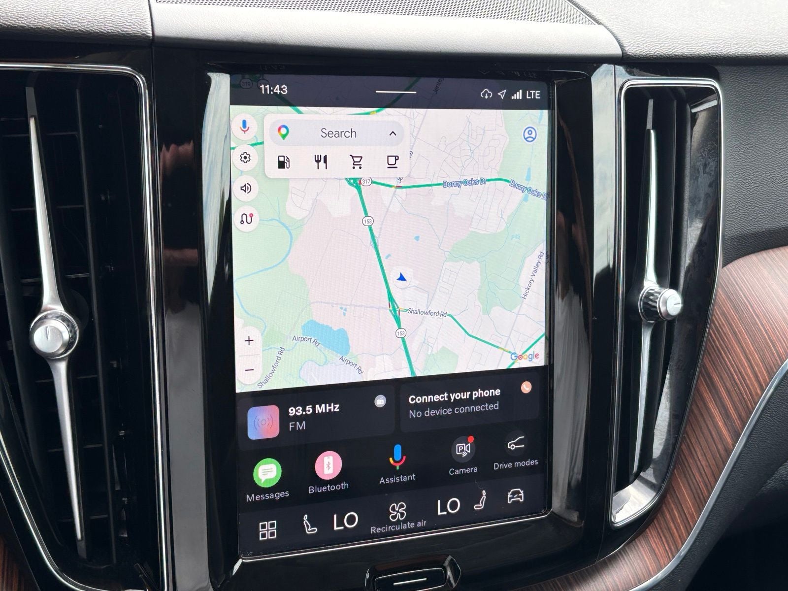 2024 Volvo XC60 B5 Plus Dark Theme