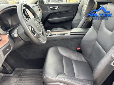 2024 Volvo XC60 B5 Plus Dark Theme