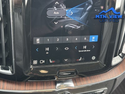 2024 Volvo XC60 B5 Plus Dark Theme