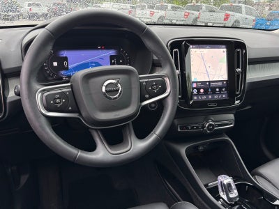 2024 Volvo XC40 B5 Plus Bright Theme