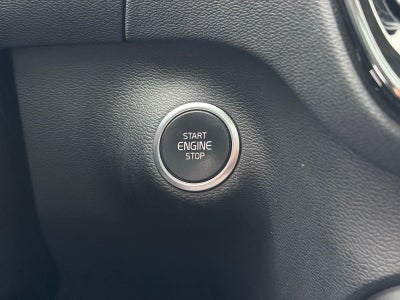 2024 Volvo XC40 B5 Plus Bright Theme
