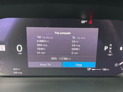 2024 Volvo XC40 B5 Plus Bright Theme