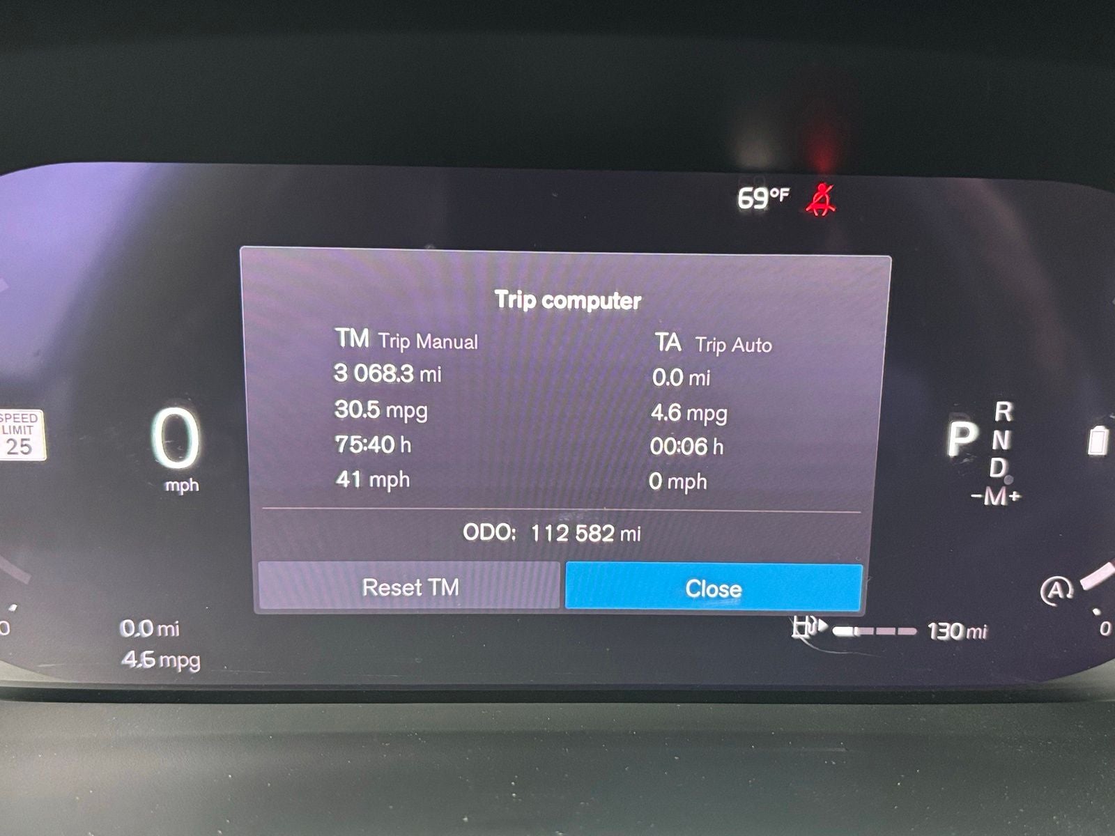 2024 Volvo XC40 B5 Plus Bright Theme