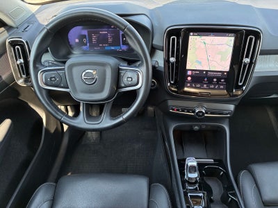 2024 Volvo XC40 B5 Plus Bright Theme