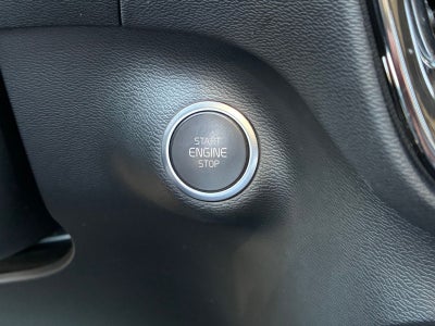 2024 Volvo XC40 B5 Plus Bright Theme