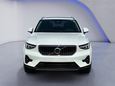 2024 Volvo XC40 B5 Plus Bright Theme