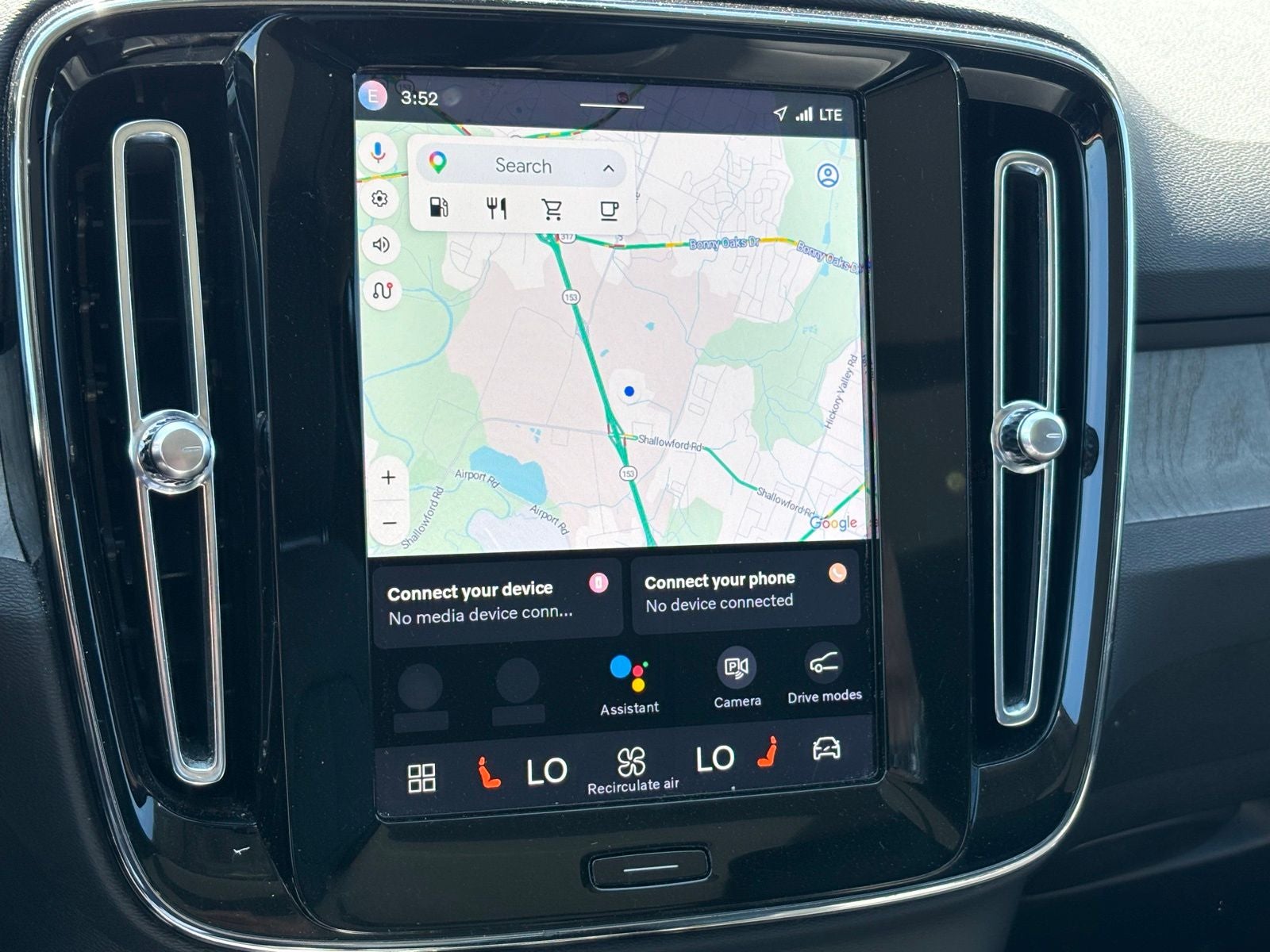 2024 Volvo XC40 B5 Plus Bright Theme