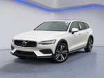 2025 Volvo V60 Cross Country B5 Plus