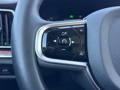 2025 Volvo V60 Cross Country B5 Plus