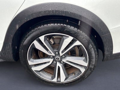 2025 Volvo V60 Cross Country B5 Plus